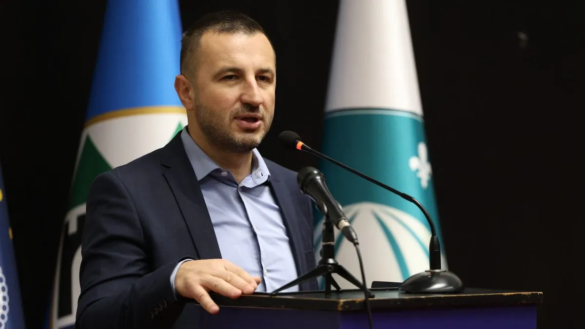 Smatra kako je ‘uzalud vatra koju lider SNSD-a bljuje na Sarajevo’.