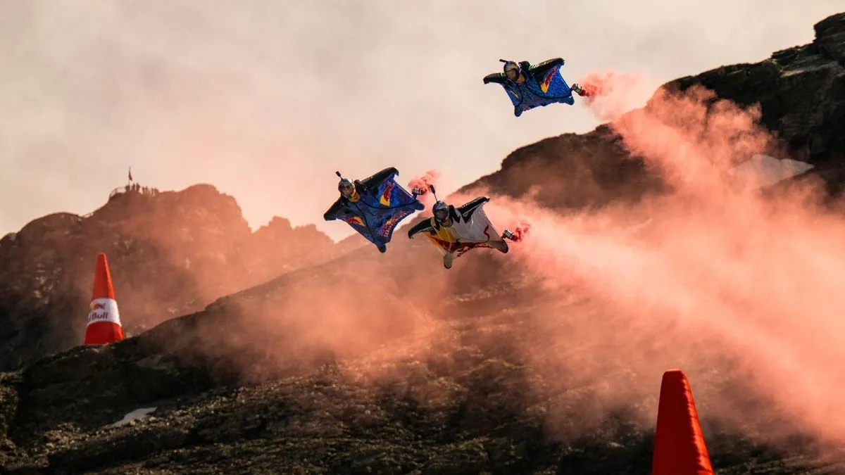 Projekt je zahtijevao razvoj potpuno novih zračnih protokola, jer kombinacija dronova, pirotehnike i padobranskih formacija do sada jednostavno nije postojala