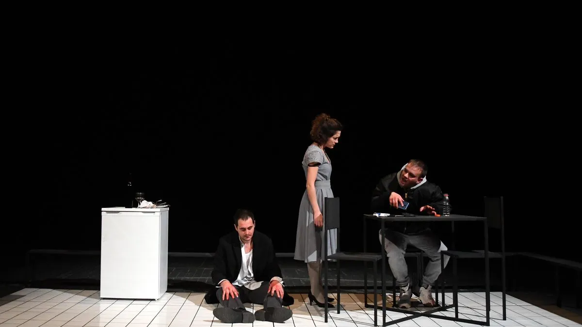 Ova predstava je učestvovala na festivalima u Tuzli, Travniku i Banjoj Luci