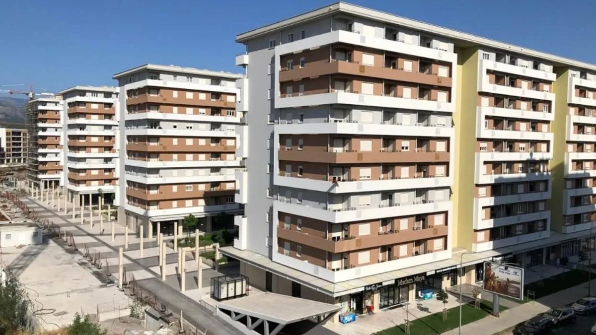 Za sve dodatne informacije kandidati se mogu obratiti putem kontakt podataka navedenih na službenoj stranici Ministarstva.