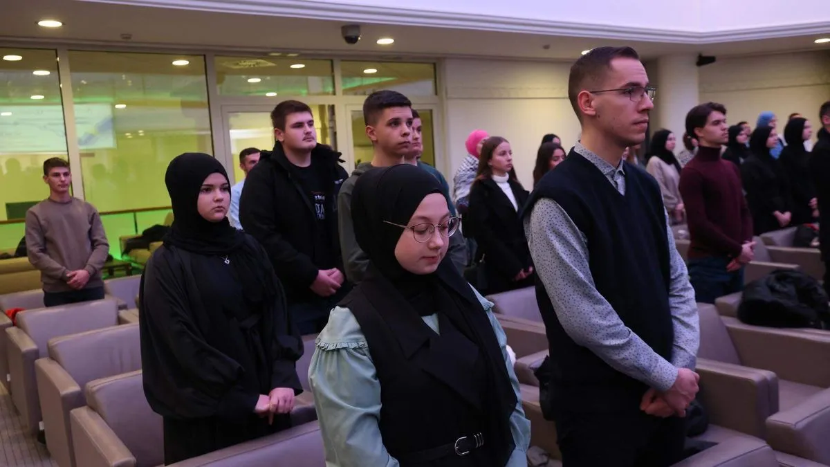 U Gazi Husrev-begovoj biblioteci u Sarajevu večeras je održana svečana akademija Mreže mladih Muftijstva sarajevskog povodom Dana državnosti Bosne i Hercegovine.