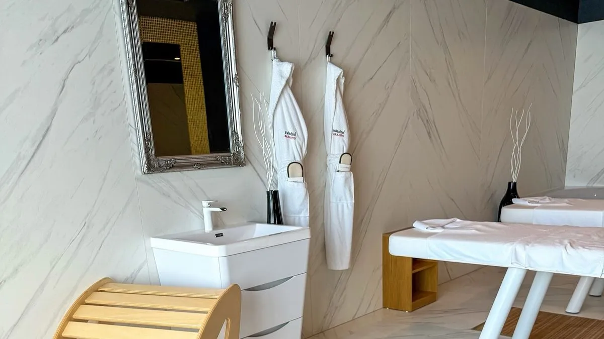 Swissotel Sarajevo predstavlja spoj moderne udobnosti i tradicionalne bosanske gostoljubivosti.