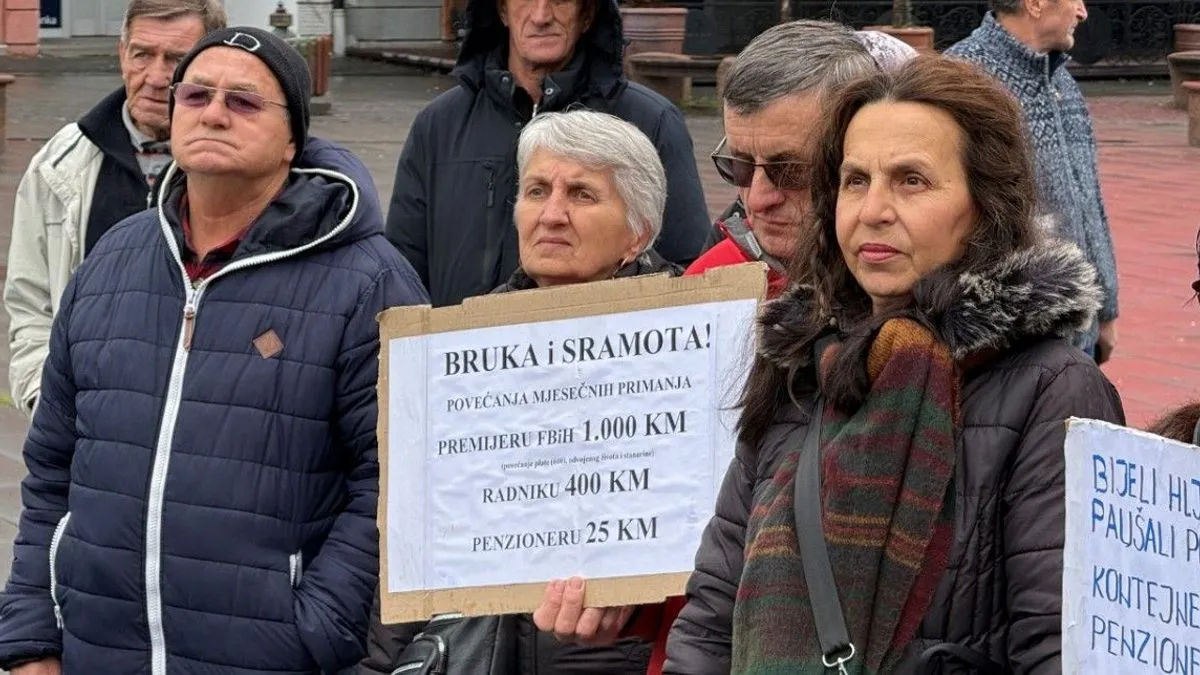 On je naveo kako je krajnji rok za usvajanje izmjena i dopuna Zakona o PIO Federacije BiH u oba doma parlamenta, Predstavničkom i Domu naroda FBiH 20. decembar.