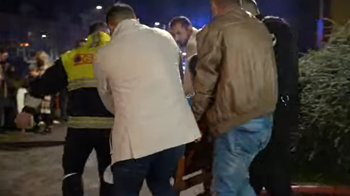 Kako saznaje Hayat.ba, prema novim informacijama 10 osoba je preminulo u požaru koji je večeras izbio u Domu penzionera u Tuzli.