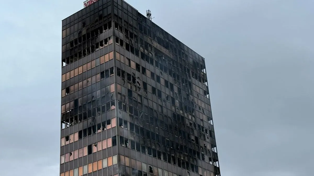 Ovako izgleda neboder koji je gorio u Zagrebu: Još se dimi, čekaju se statičari