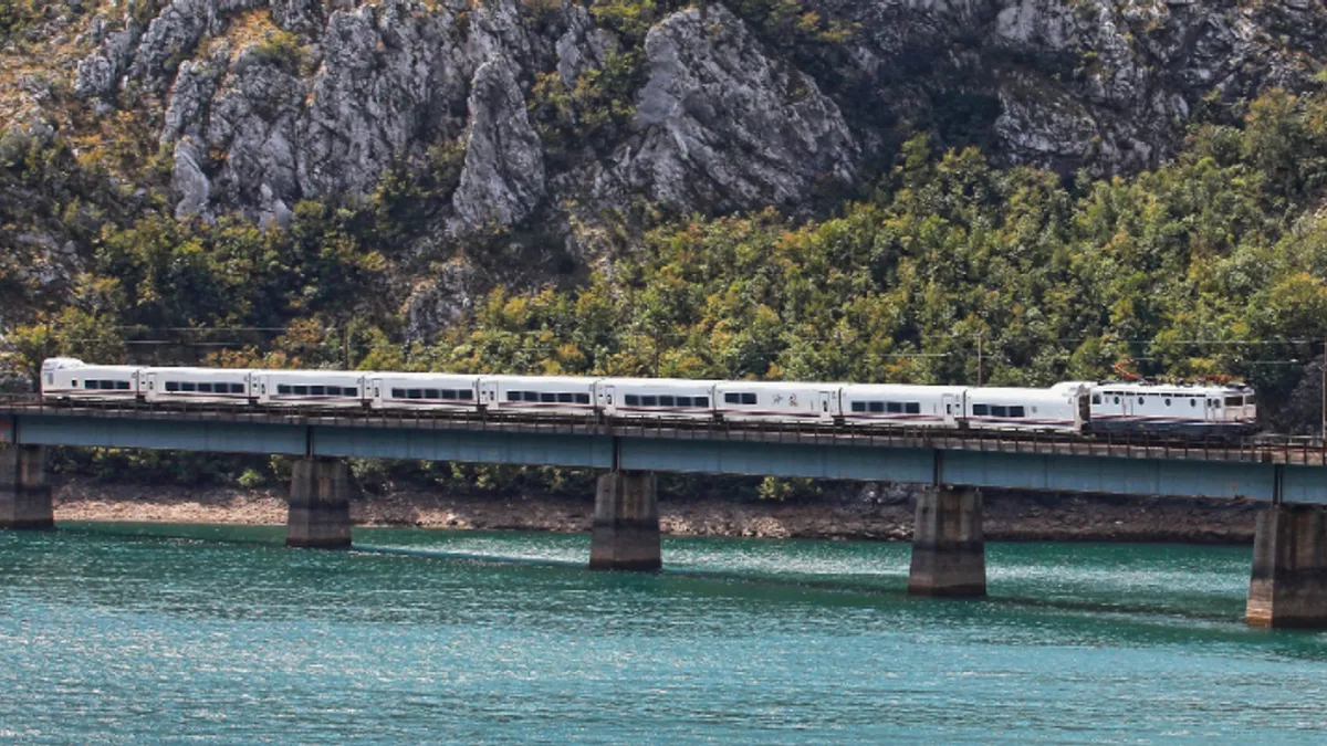 Željeznice FBiH dižu cijene: Evo koliko će koštati karte