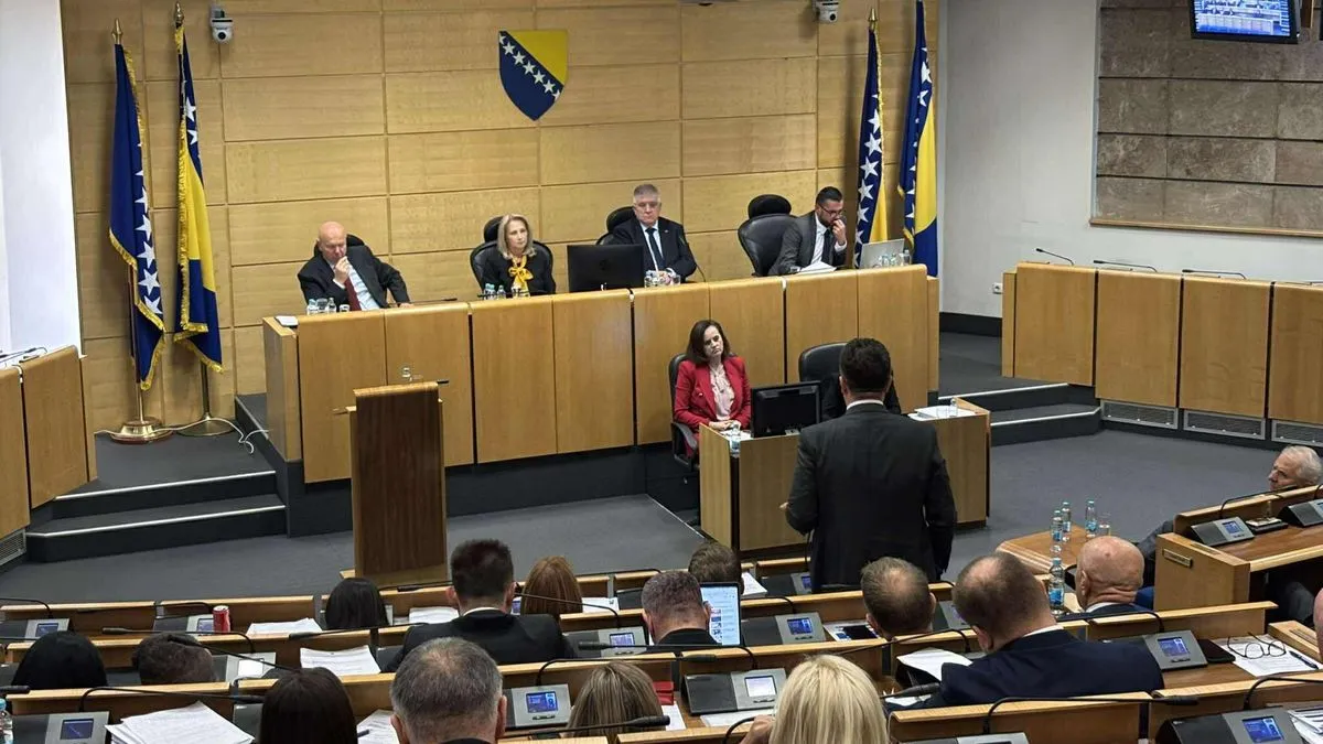 Mahir Mesalić, zastupnik u Zastupničkom domu PFBiH imao je oštre kritike na dnevni red.