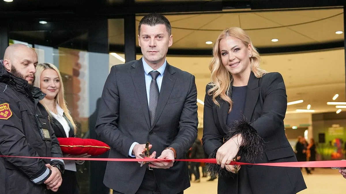  Pored Bingo marketa, na spratu centra s radom su započeli i prvi zakupci koji dodatno obogaćuju ponudu gastronomije, rekreacije i zabave