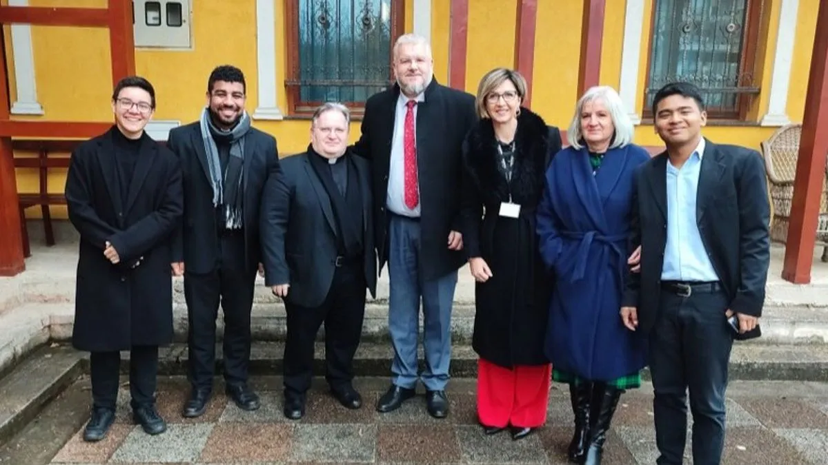 Posjeta je upriličena u povodu velikog katoličkog praznika Božića.