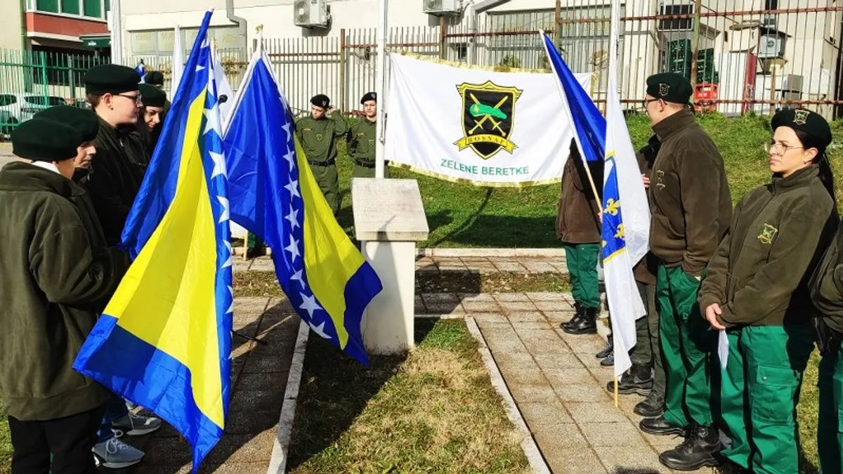 Prisutnima su se obratili predsjednik Udruženja boraca Bosnae Zelene beretke Vogošća Bilal Bogilović i općinski načelnik Migdad Hasanović 