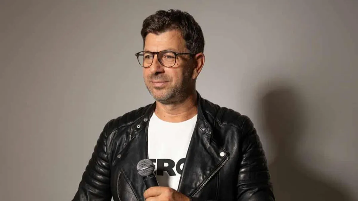 Pjesma "Logično" predstavlja novi iskorak u njegovoj karijeri, a u narednom periodu Majdančić planira objaviti još nekoliko novih kompozicija