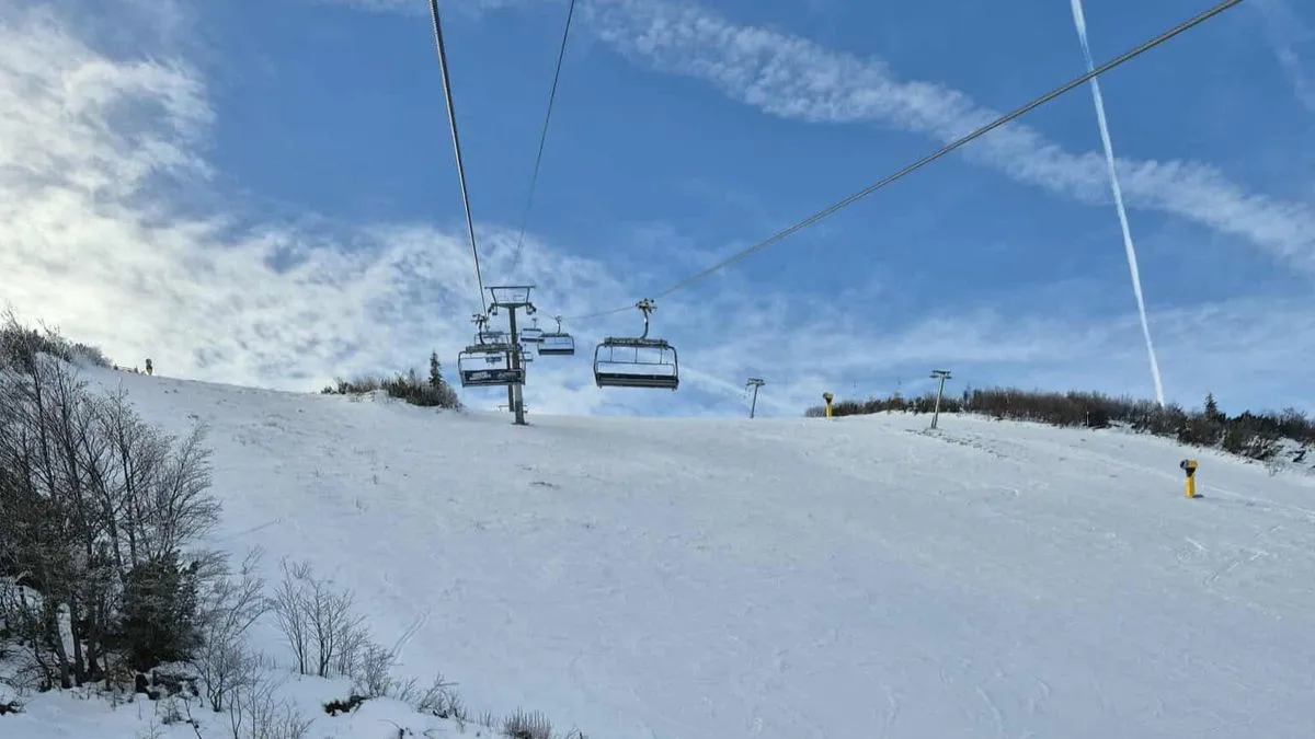 Oni koji se odluče da ove zimske dane provedu na Bjelašnici sigurno će uživati u skijaškim sportovima.