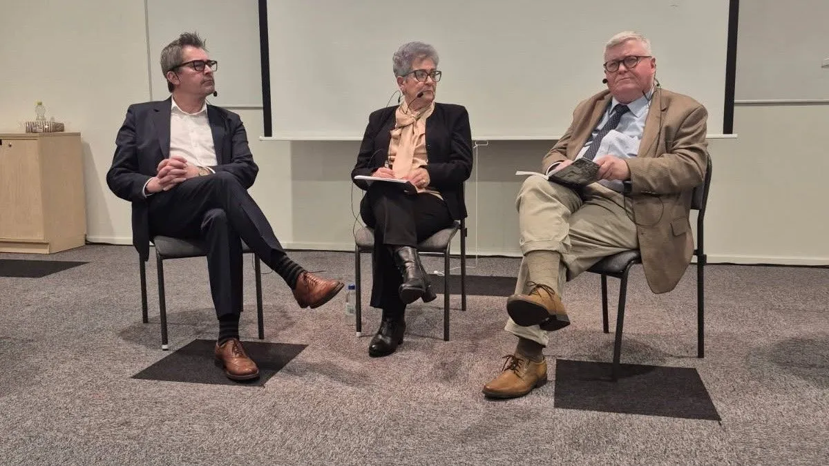 Forumu je prisustvovalo više od 2.600 učesnika i 140 organizacija, uključujući Amnesty International, sa seminarima i drugim aktivnostima na temu demokratije i pravde