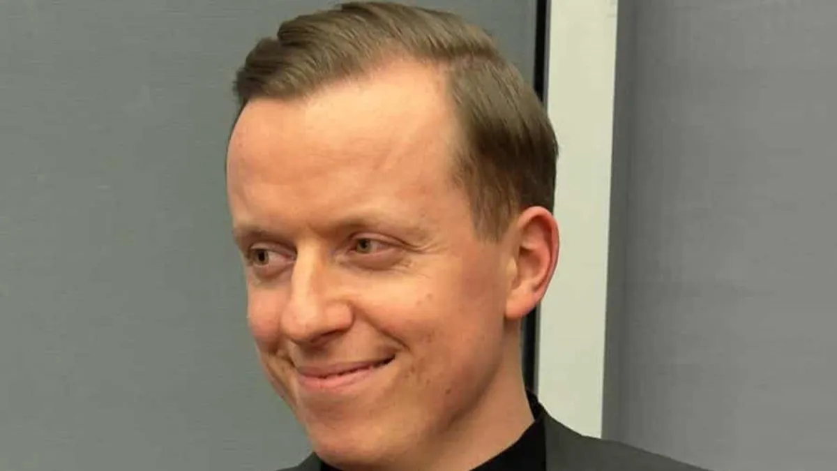 Nakon obraćanja gostiju, posjetioci su učestvovali u konstruktivnoj i sadržajnoj debati, u kojoj su razmijenjena mišljenja o ulozi bh. dijaspore.