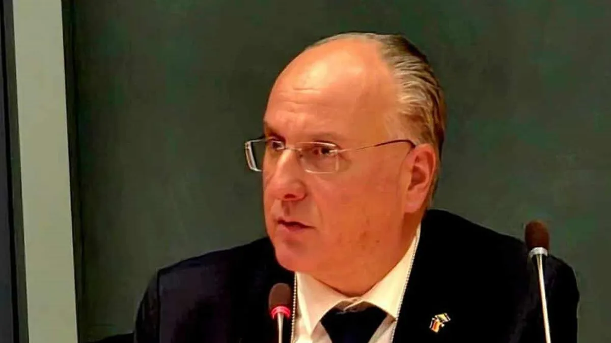 Nakon obraćanja gostiju, posjetioci su učestvovali u konstruktivnoj i sadržajnoj debati, u kojoj su razmijenjena mišljenja o ulozi bh. dijaspore.