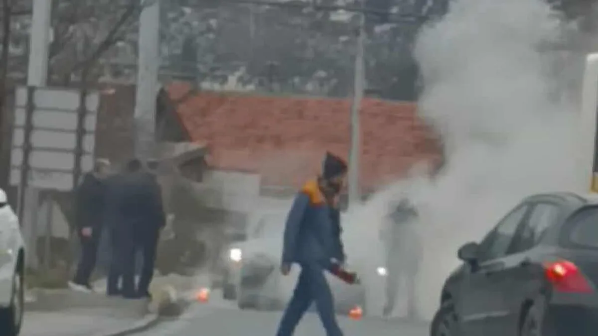 Na ovoj dionici zabilježene su ogromne gužve stoga se vozači pozivaju na oprez i korištenje alternativnih pravaca