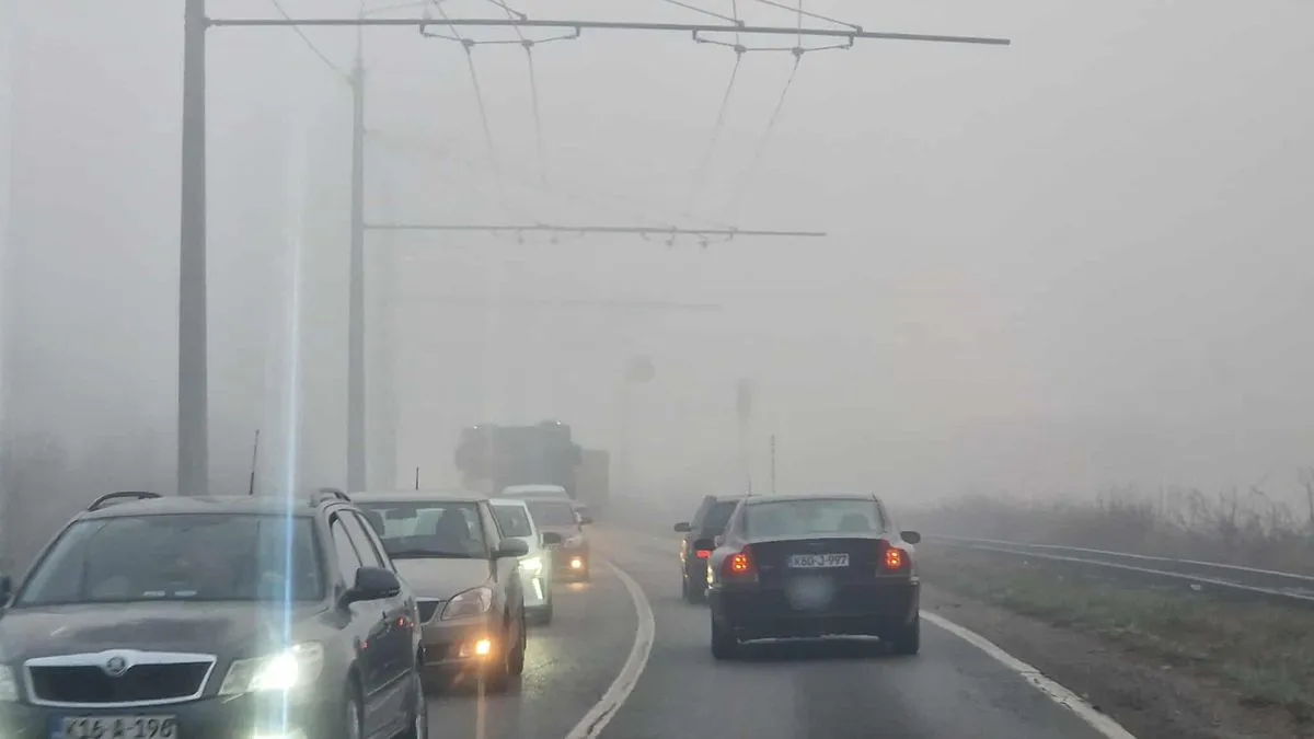 Upozorava se da bi određene kategorije stanovništva trebale ograničiti boravak na otvorenom i izbjegavati bilo kakve naporne aktivnosti.