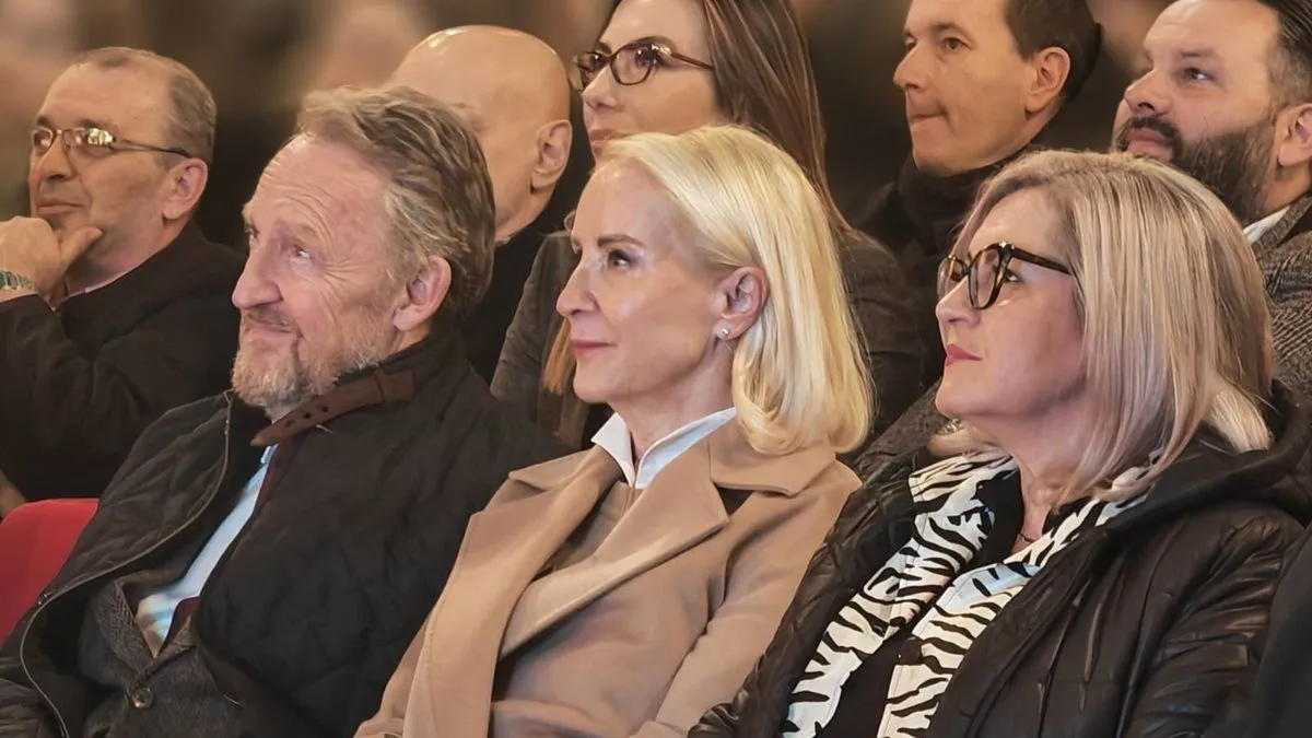 Izetbegović: Eksperiment sa Trojkom je otvorio oči i narodu i međunarodnoj zajednici