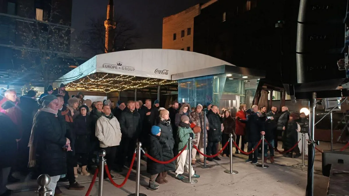 Neobičan spoj slike, teksta i Halidov glas dio su ove izložbe          