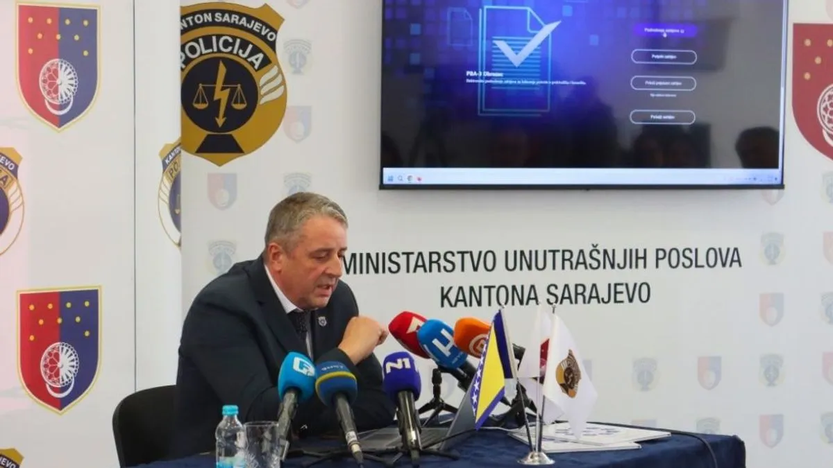 Današnji događaj najavio je kao veoma važan za sve građane Kantona Sarajevo, ali i kao još jedan korak prema digitalizaciji procesa i modernizaciji javne uprave