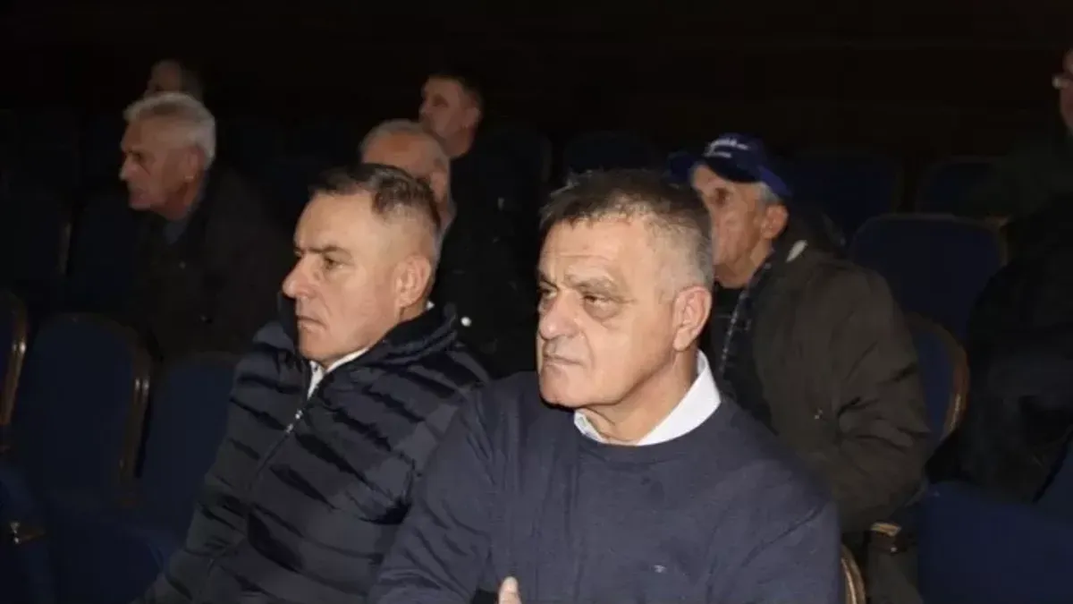 Poručio je da će nastaviti kontinuitet aktivnosti u pravcu vraćanja prava koja proizilaze iz zakona kojim se regulišu opšta i posebna prava organizatora otpora