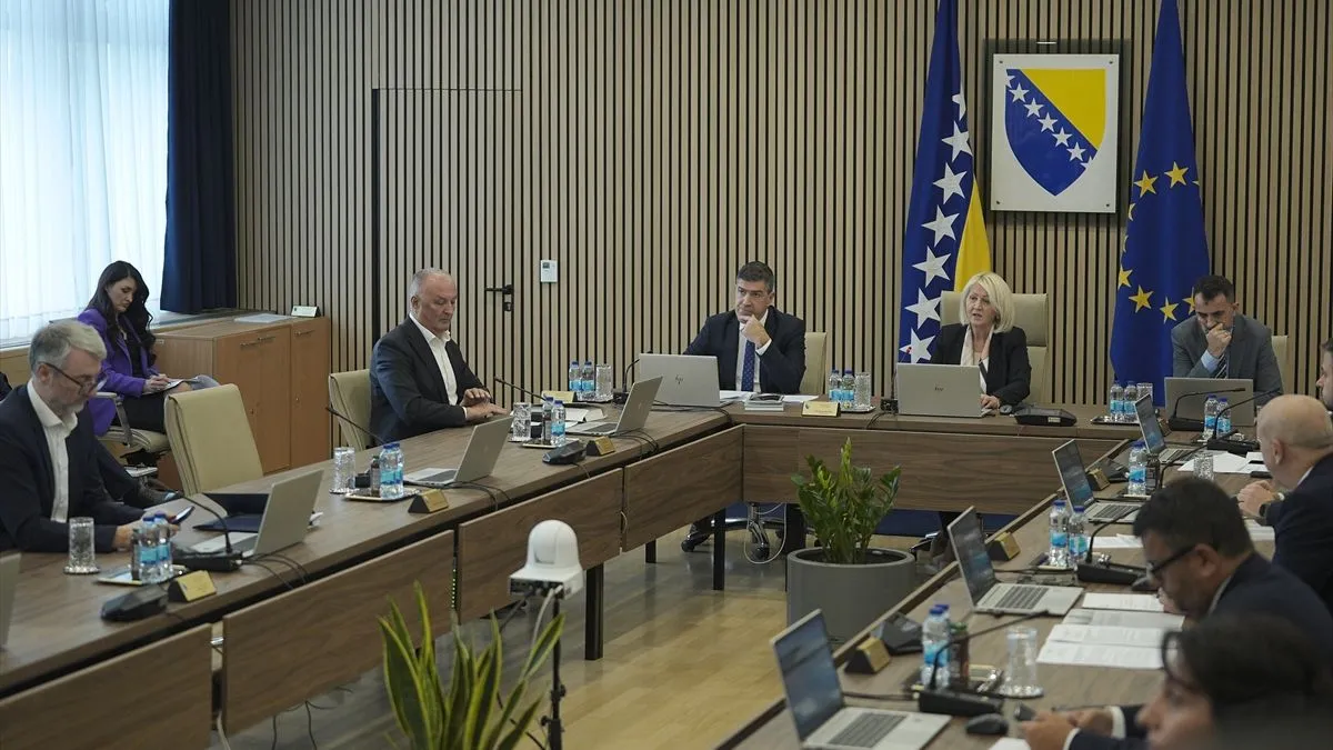 'Istrošena sarajevska žvaka je da SNSD blokira rad Vijeća ministara BiH'