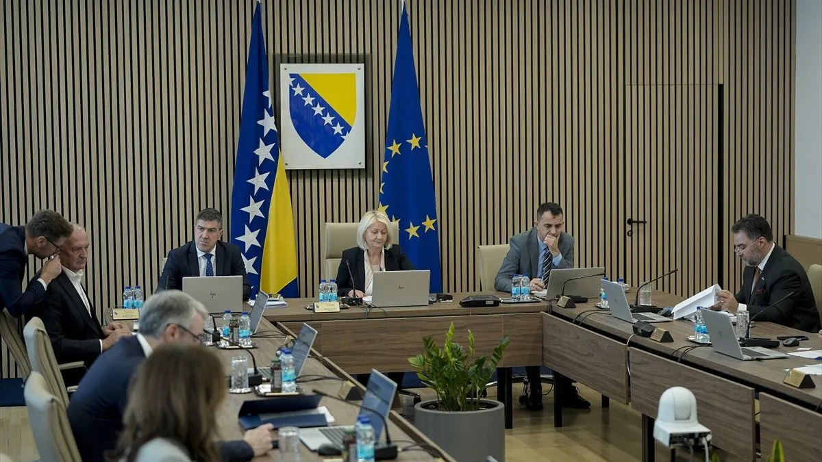 'Istrošena sarajevska žvaka je da SNSD blokira rad Vijeća ministara BiH'