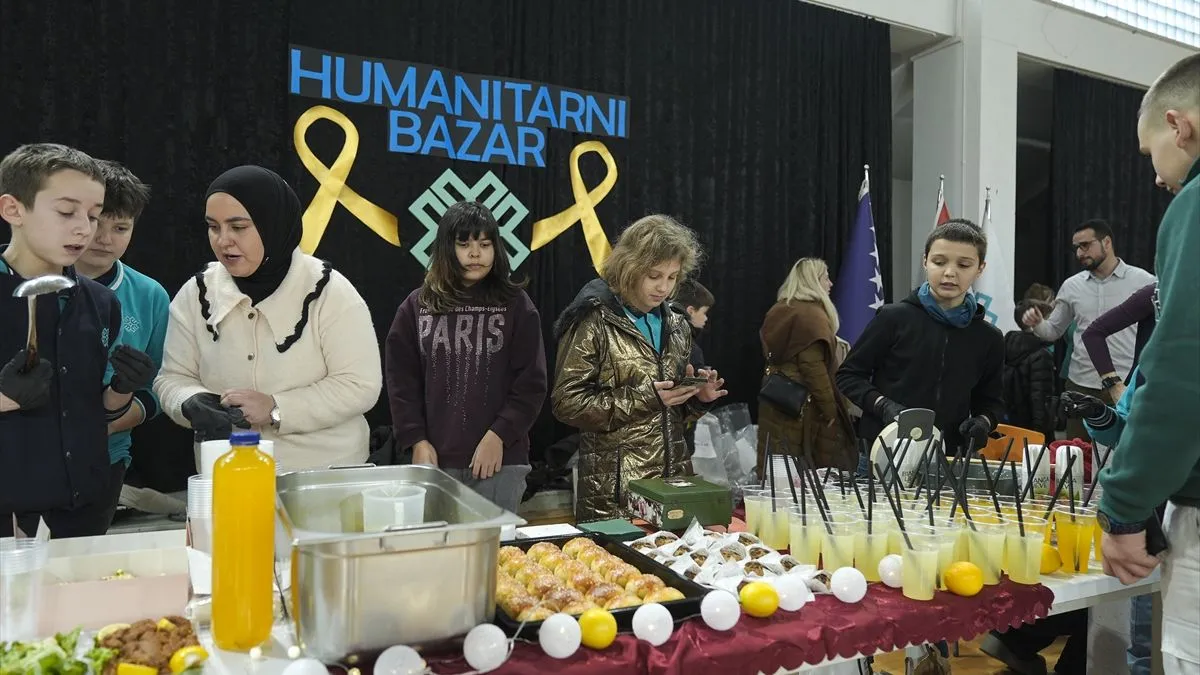 Učenici su prodavali hranu i piće koje su pripremili sa svojim porodicama, kao i igračke. Neki učenici su se ošišali za dobrobit djece oboljele od raka.