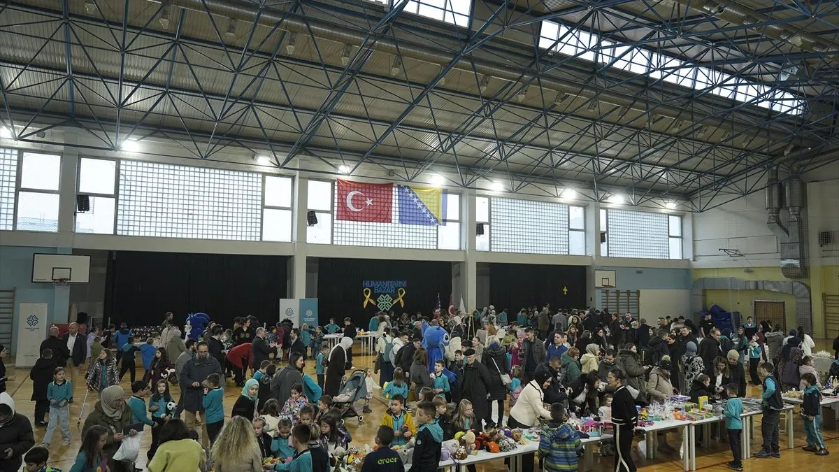 Učenici su prodavali hranu i piće koje su pripremili sa svojim porodicama, kao i igračke. Neki učenici su se ošišali za dobrobit djece oboljele od raka.