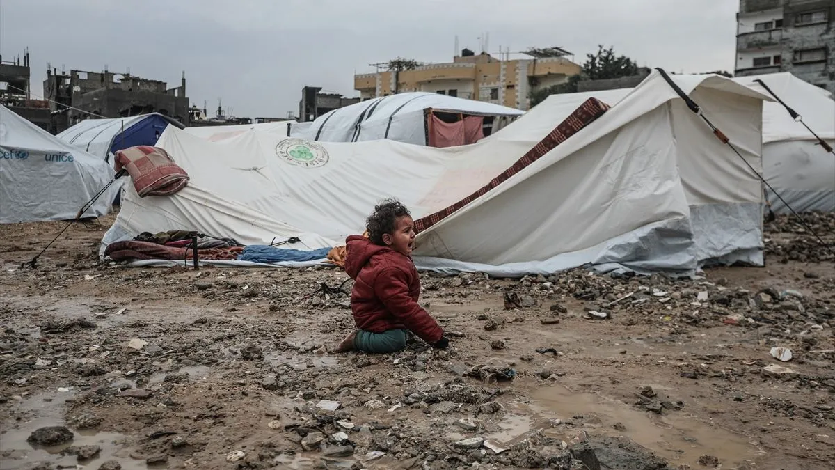 Kako djeca ovo mogu izdržati: Stotine hiljada raseljenih u Gazi u opasnosti od poplava