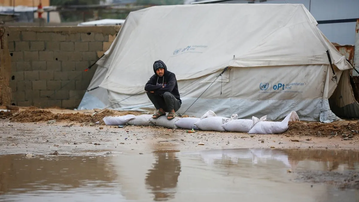Kako djeca ovo mogu izdržati: Stotine hiljada raseljenih u Gazi u opasnosti od poplava