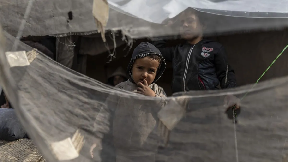 Nekoliko osoba se i dalje vodi kao nestalo pod ruševinama kuće koja se srušila u petak u naselju Al-Karama