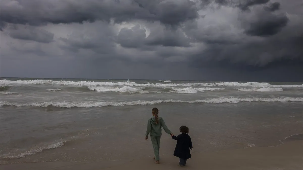 Nekoliko osoba se i dalje vodi kao nestalo pod ruševinama kuće koja se srušila u petak u naselju Al-Karama