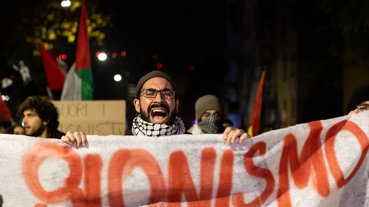 Protest je protekao bez incidenata, uz pojačano prisustvo policijskih snaga.