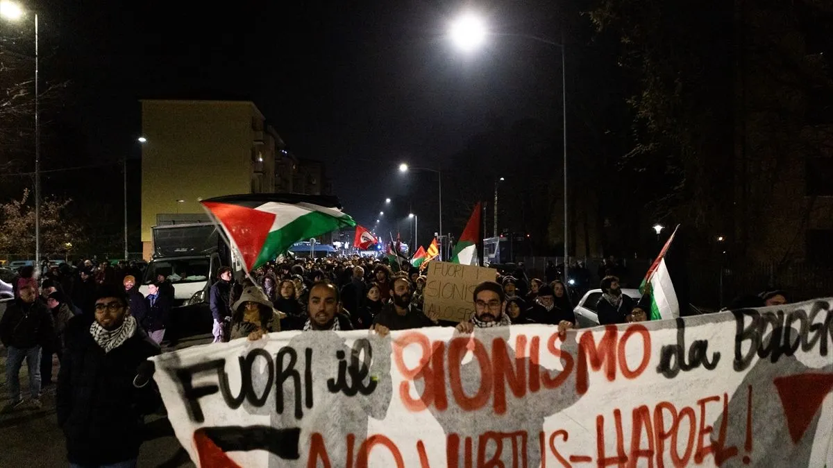 Protest je protekao bez incidenata, uz pojačano prisustvo policijskih snaga.