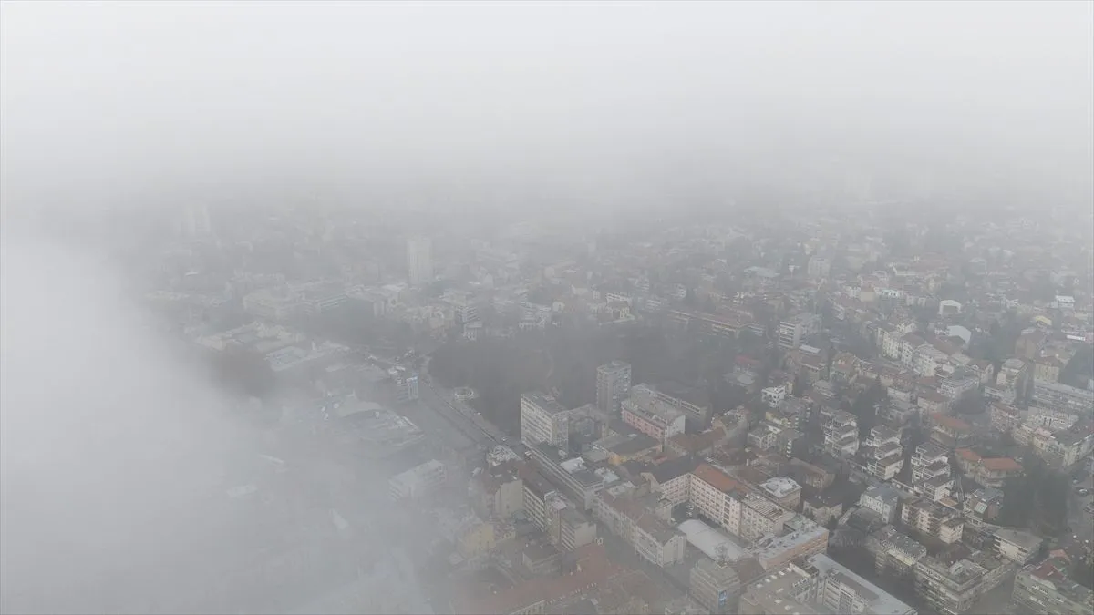 Jedan od faktora koji pogoršava situaciju je temperaturna inverzija