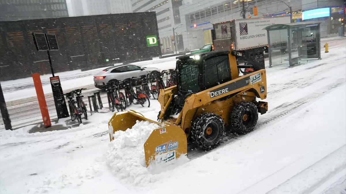 Građanima se savjetuje da planiraju dodatno vrijeme za putovanja u petak.