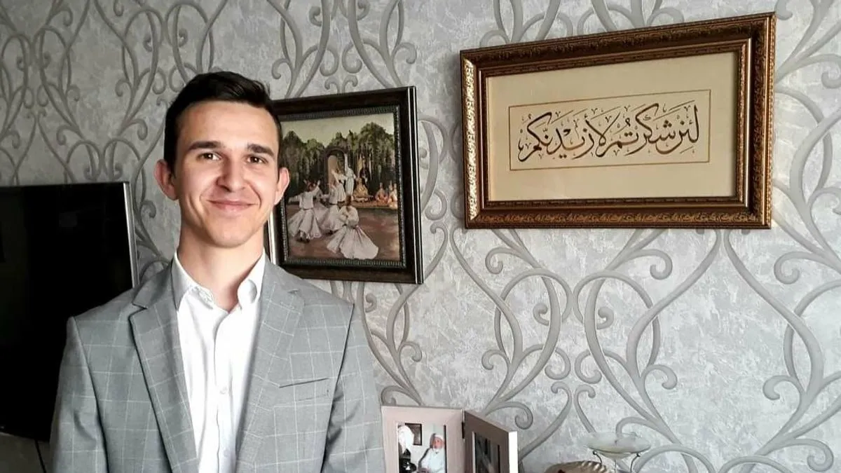 Ovo je za moju majku Hikmetu! Dirljiva priča umjetnika Hadžimejlića čiji rad krasi Zemzem tower