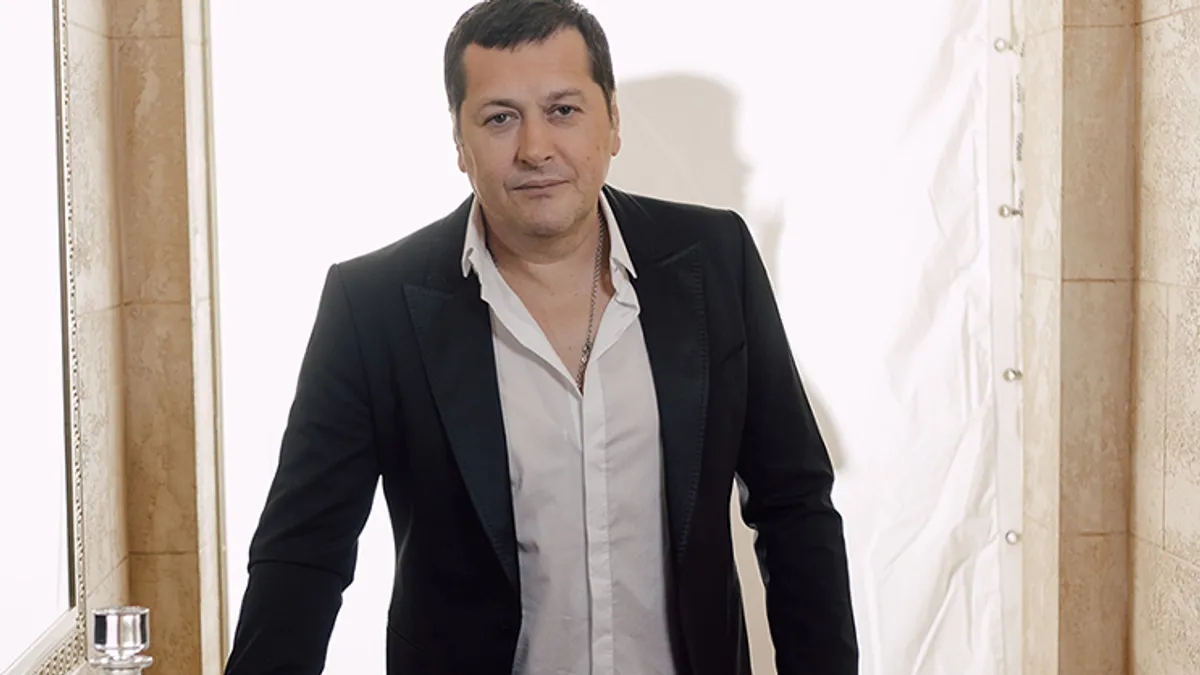 Ja imam tri, bit ćete najsretniji ljudi na svijetu, kazao je oduševljenim budućim roditeljima.