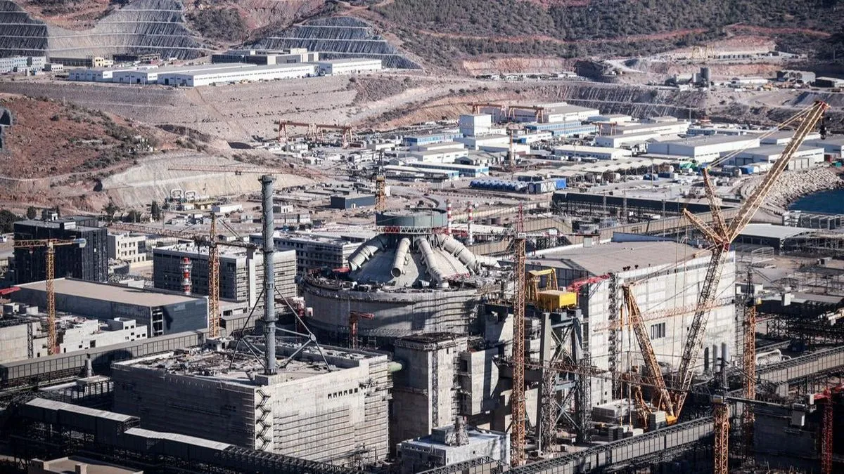 Bayraktar je također naveo da Turska vodi razgovore s Južnom Korejom, Kinom, Rusijom i Sjedinjenim Američkim Državama o novim nuklearnim projektima 