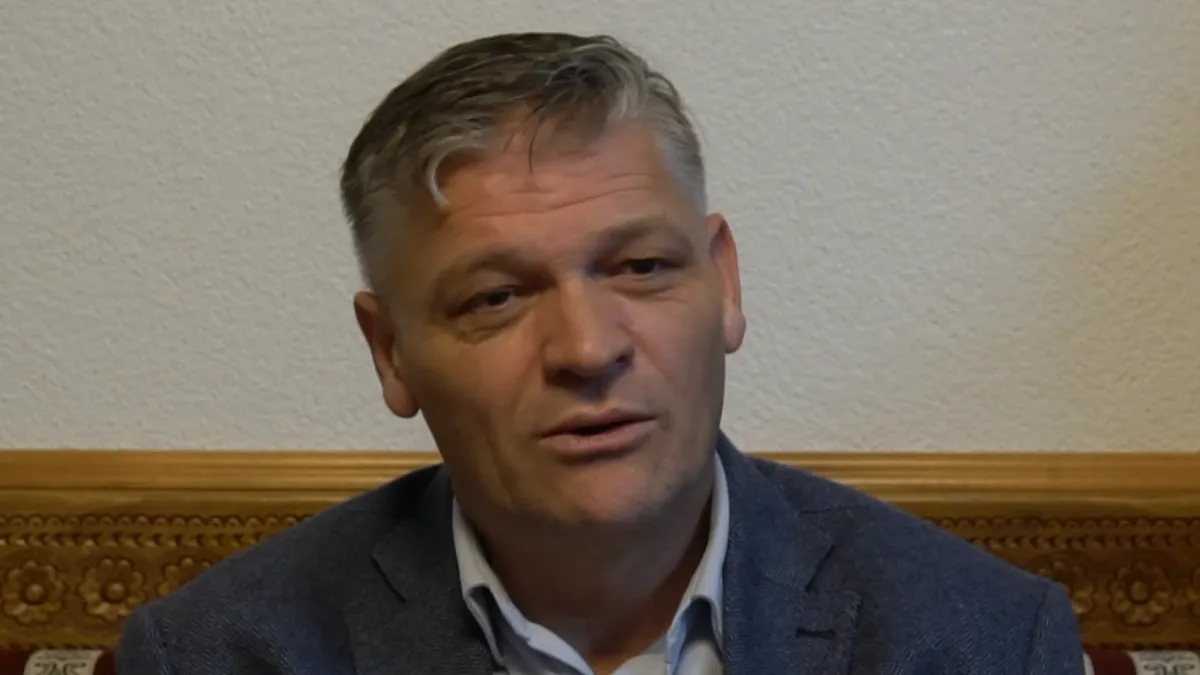 Srce Bosne kuca u Zugu: Džemat priredio nezaboravno kulturno veče uz predstavu 'Vjernik'