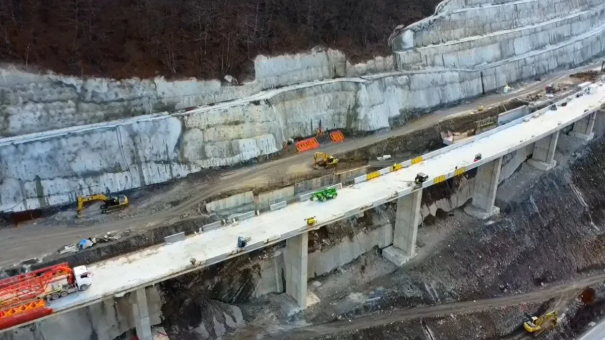 Građani Bosne i Hercegovine od 17. decembra mogu koristiti novu, 11 kilometara dugu dionicu autoceste na Koridoru Vc, koja povezuje Vranduk, Nemilu i Poprikuše.