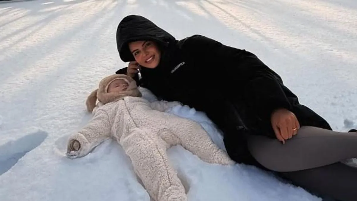 Kako Azra Husarkić sa djetetom provodi dane u Americi?