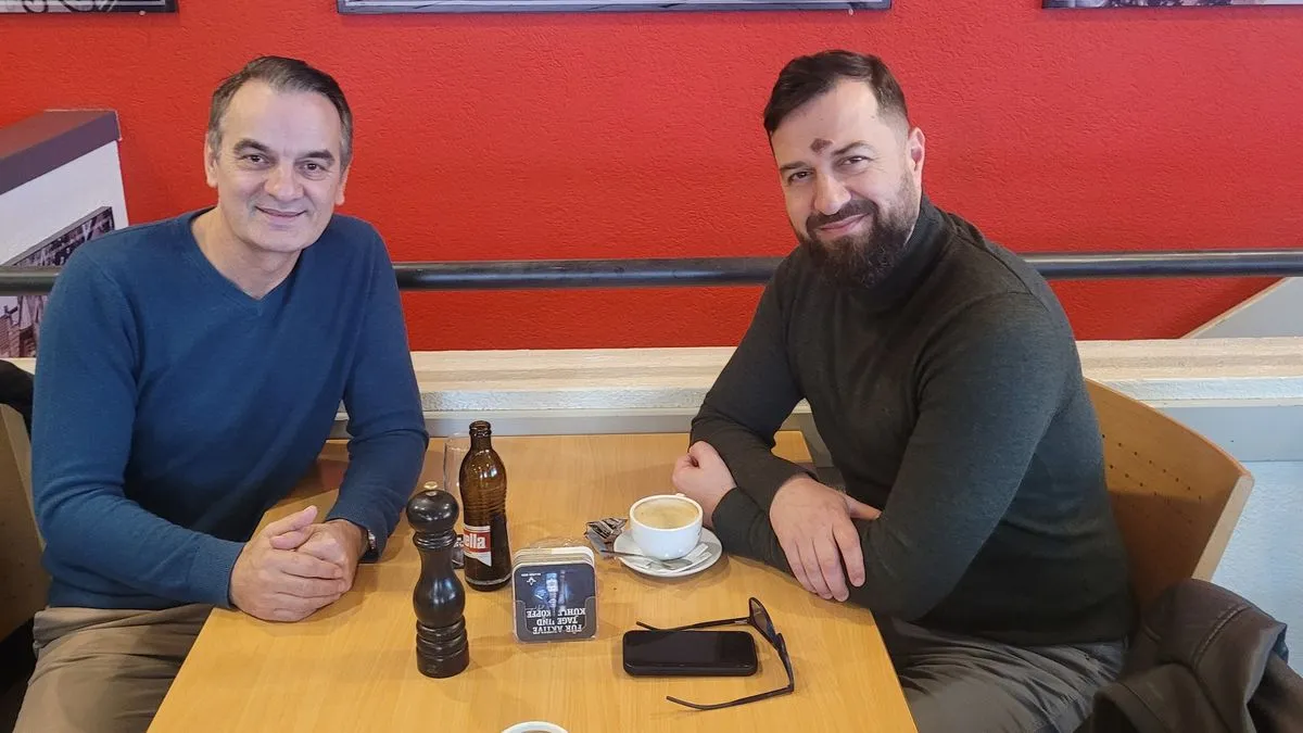 Srce Bosne kuca u Zugu: Džemat priredio nezaboravno kulturno veče uz predstavu 'Vjernik'