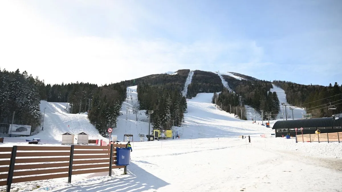 Jutros je u Bosni i Hercegovini umjereno do pretežno oblačno vrijeme. U Bosni po kotlinama ima magle.