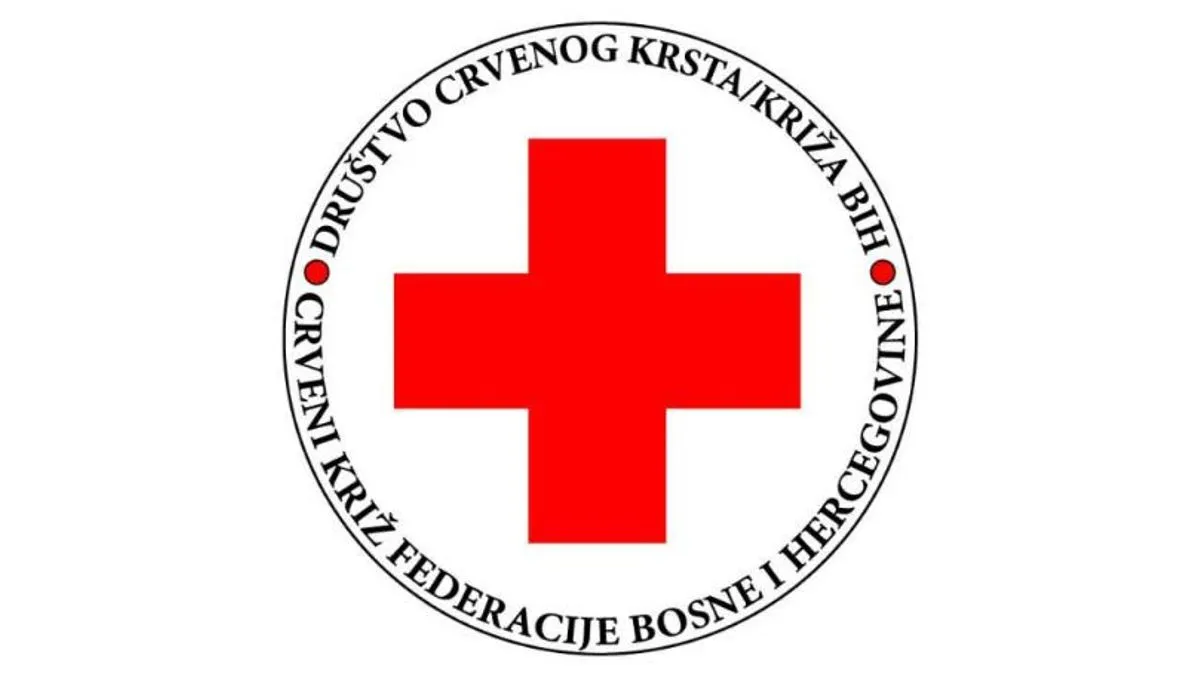 Dok je većina građana spavala, volonter Crvenog krsta/križa Brčko distrikta BiH, Zdravko Gojaković, je oko ponoći pokazao izuzetnu hrabrost i pribranost.