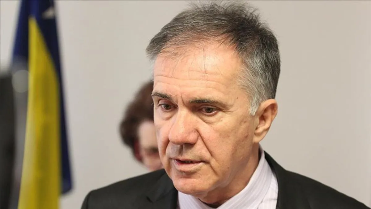 Na osnovu današnjih mjerenja Zavoda za javno zdravstvo Kantona Sarajevo, stanje kvaliteta zraka jutros pokazuje postojane razlike po lokacijama.