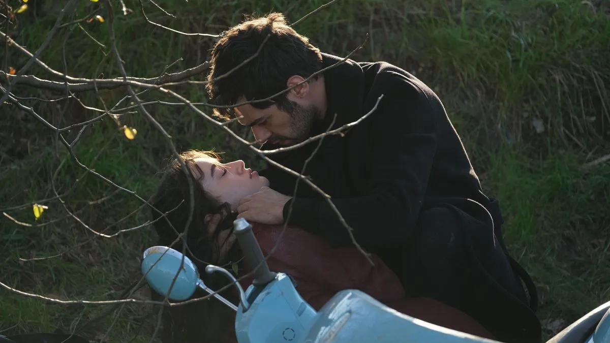 Kroz decenije Hayat TV je postavio standarde kada je riječ o televizijskom programu. 