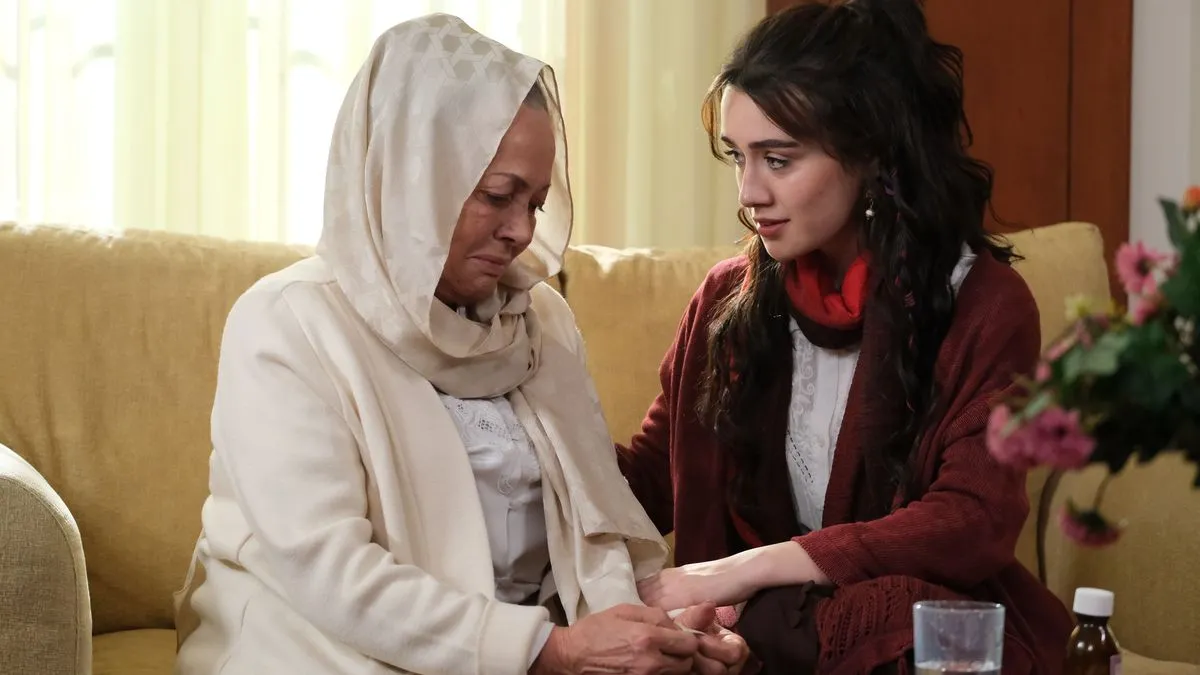 Samo najveći turski hitovi su na Hayatu! Od sutra u 22:00 uživajte u novoj serij 'Vjetrovi ljubavi'!