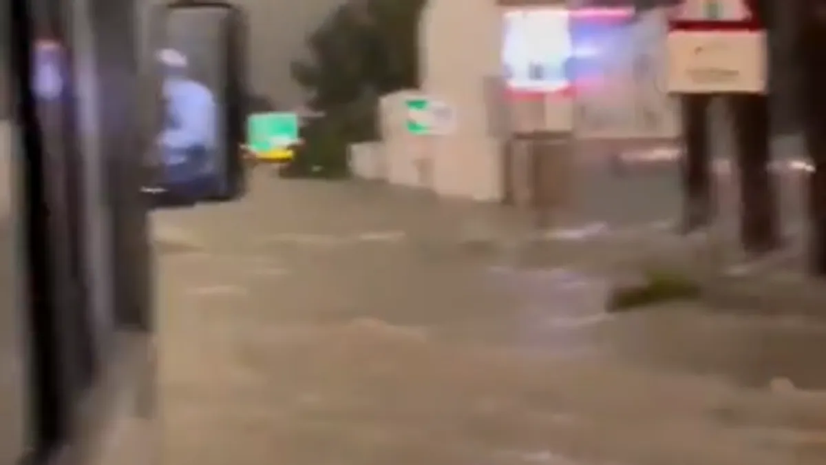 Najviše su pogođena područja s nedovoljno razvijenim sistemima odvodnje, gdje se voda zadržavala satima